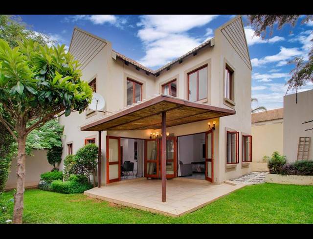 3 BEDROOM HOUSE FOR SALE IN CRAIGAVON